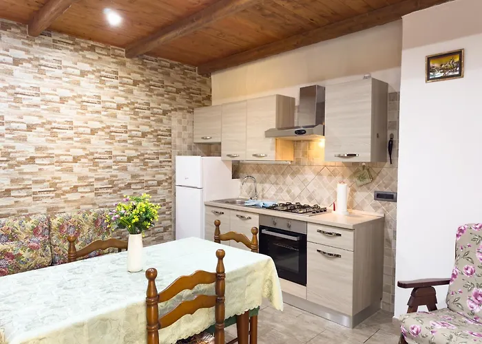 Domu Teresa Holiday home *